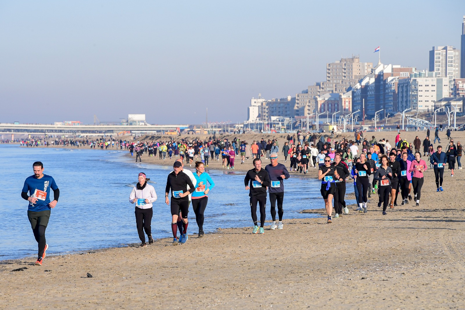 Fotoalbum en uitslagen Beachrun Scheveningen